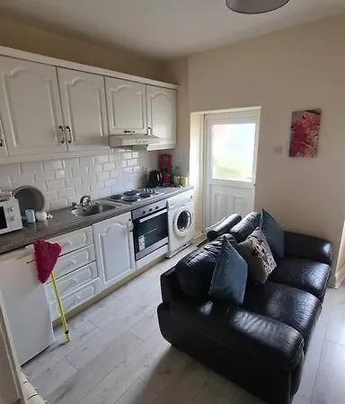 1, Regent Street Апартаменты Bagenalstown